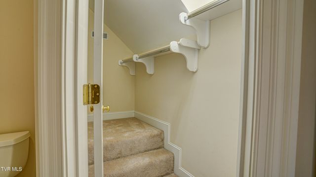 2005 Brentford Lane, Kingsport, TN 37664