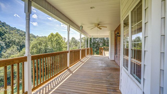 2005 Brentford Lane, Kingsport, TN 37664