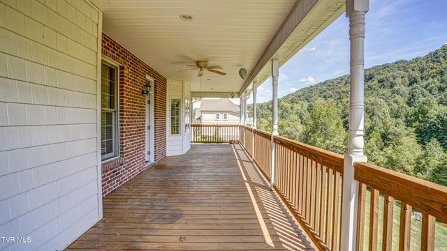 2005 Brentford Lane, Kingsport, TN 37664