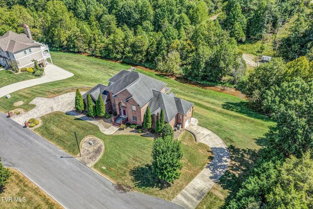 2005 Brentford Lane, Kingsport, TN 37664