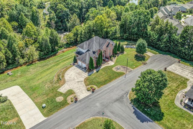 2005 Brentford Lane, Kingsport, TN 37664