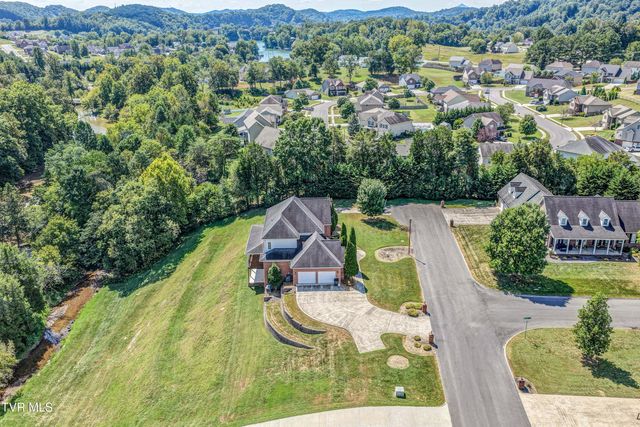 2005 Brentford Lane, Kingsport, TN 37664