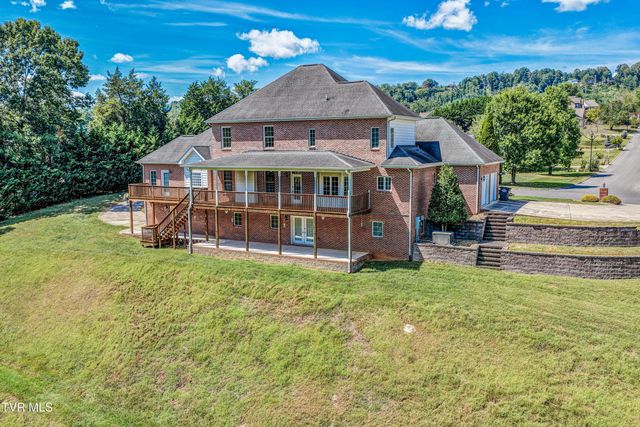 2005 Brentford Lane, Kingsport, TN 37664