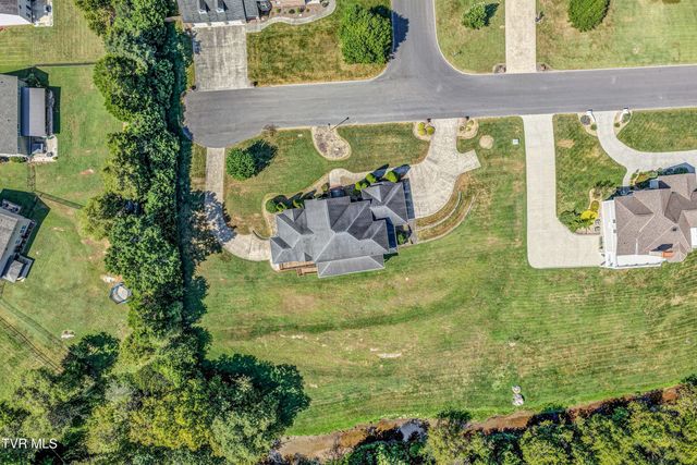 2005 Brentford Lane, Kingsport, TN 37664