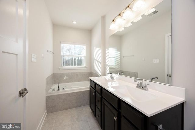 229 SUGAR MAPLE SQ, Downingtown, PA 19335