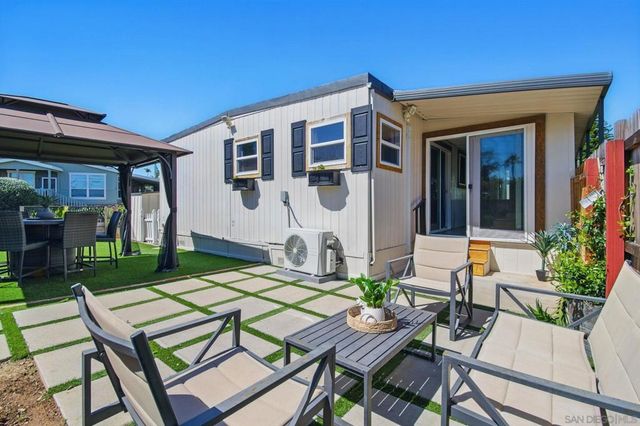 525 W El Norte Pkwy 126, Escondido, CA 92026