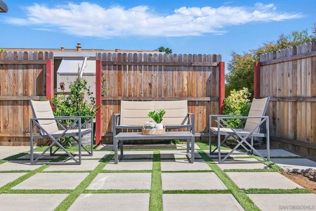 525 W El Norte Pkwy 126, Escondido, CA 92026