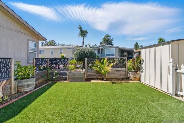 525 W El Norte Pkwy 126, Escondido, CA 92026