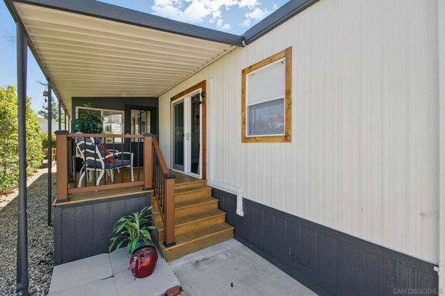 525 W El Norte Pkwy 126, Escondido, CA 92026