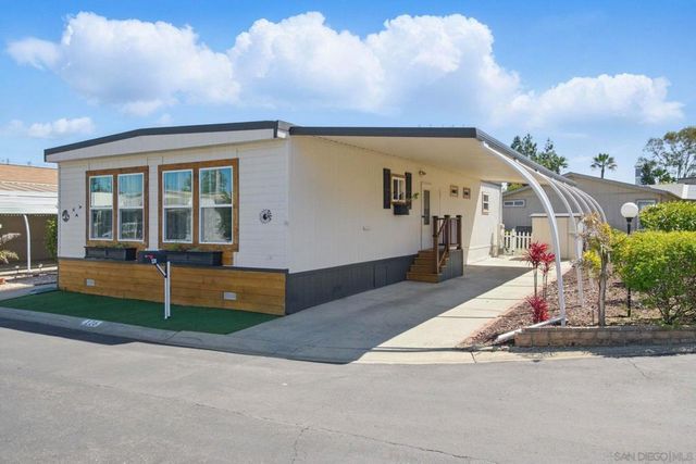 525 W El Norte Pkwy 126, Escondido, CA 92026