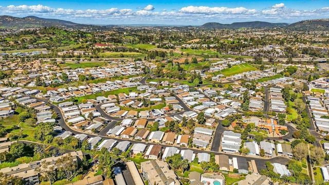 525 W El Norte Pkwy 126, Escondido, CA 92026