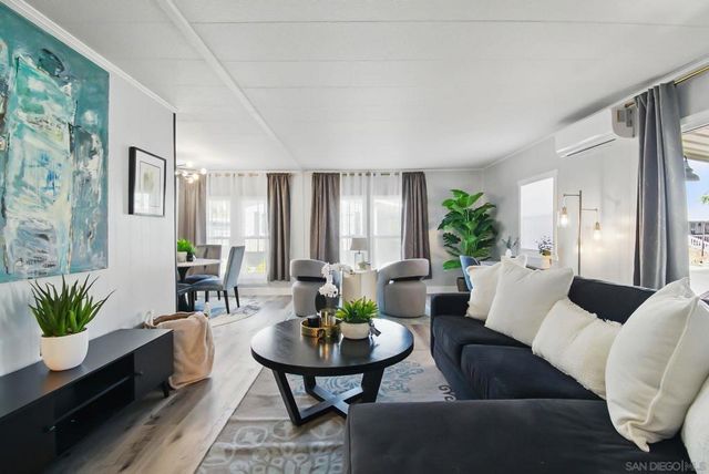 525 W El Norte Pkwy 126, Escondido, CA 92026