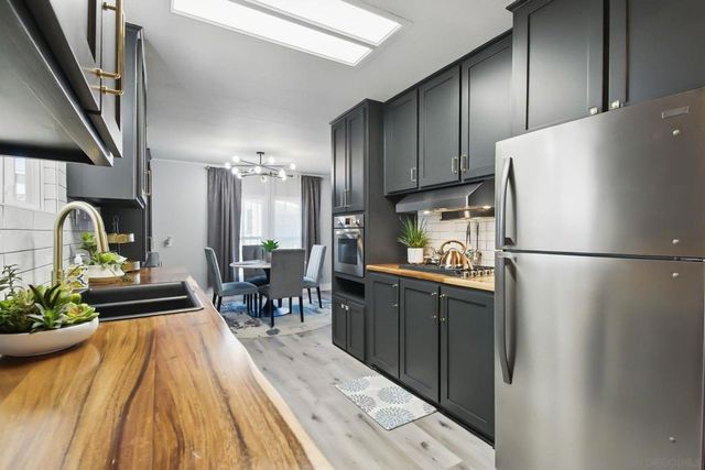 525 W El Norte Pkwy 126, Escondido, CA 92026