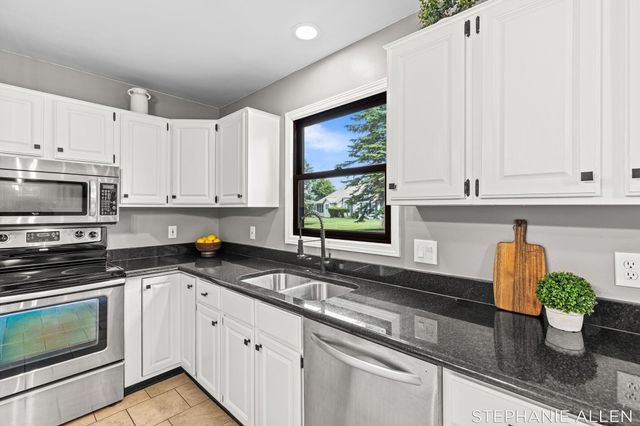 7429 Saint George Circle, Portage, MI 49024