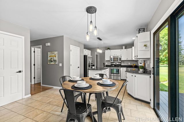7429 Saint George Circle, Portage, MI 49024