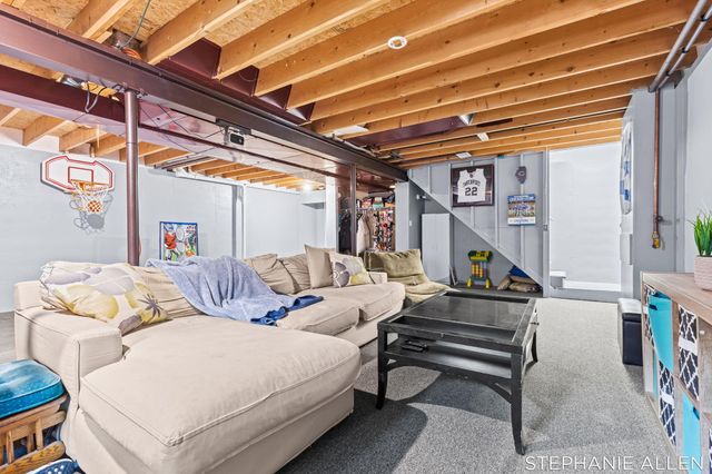 7429 Saint George Circle, Portage, MI 49024