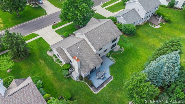 7429 Saint George Circle, Portage, MI 49024