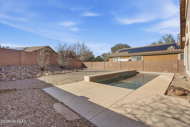 114 S Beyerville Place, Sahuarita, AZ 85629