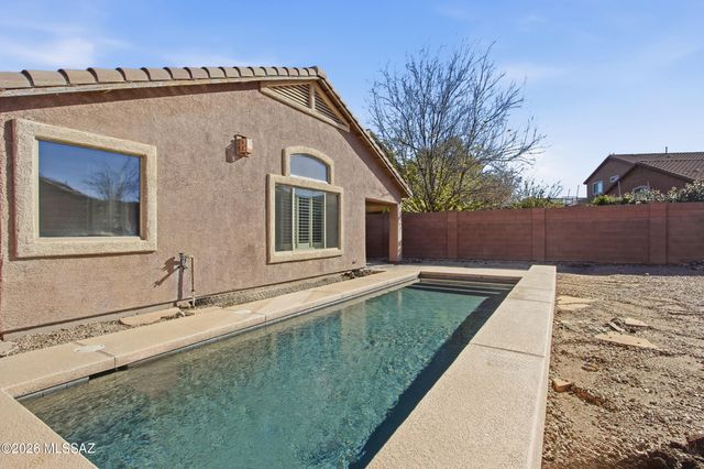 114 S Beyerville Place, Sahuarita, AZ 85629