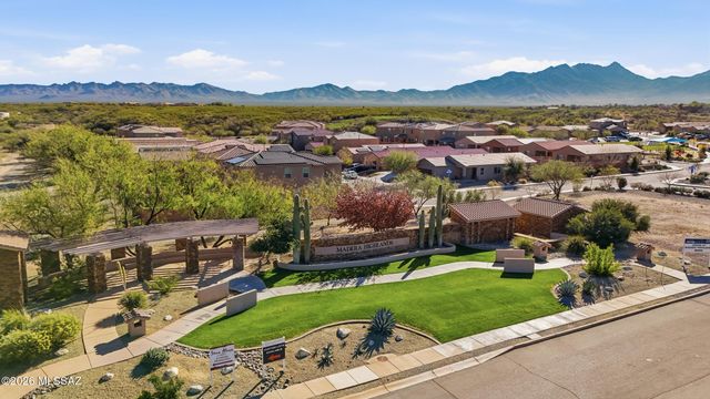 114 S Beyerville Place, Sahuarita, AZ 85629