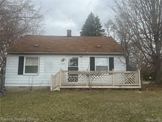 25608 Pickford, Redford Charter Township, MI 48240