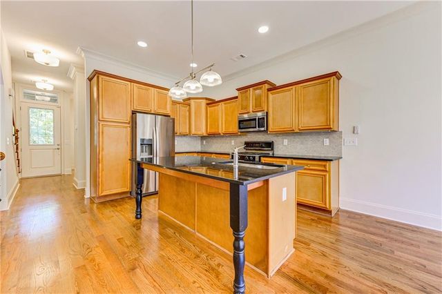 1422 Briarhaven Trail NE, Atlanta, GA 30319