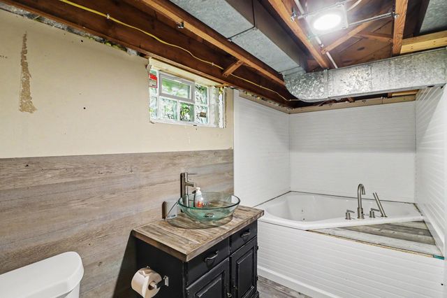 145 18th Avenue S, South Saint Paul, MN 55075