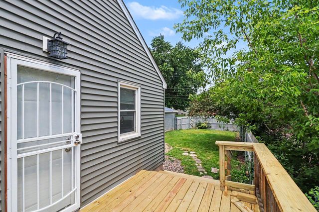 145 18th Avenue S, South Saint Paul, MN 55075