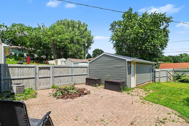 145 18th Avenue S, South Saint Paul, MN 55075