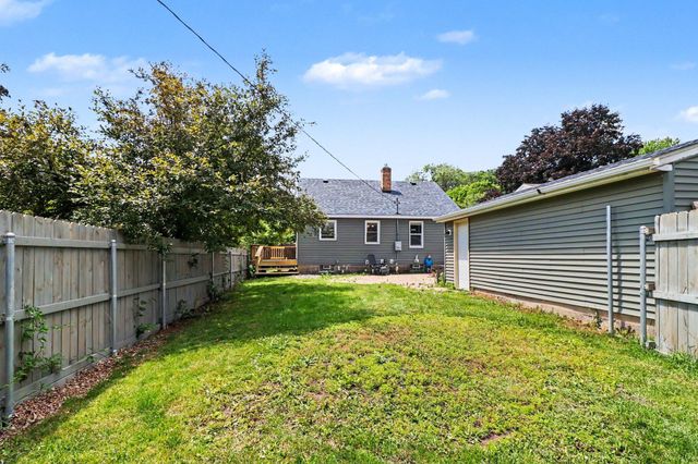 145 18th Avenue S, South Saint Paul, MN 55075