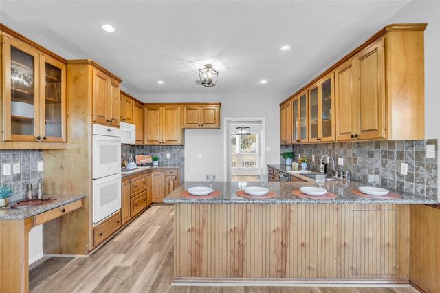 1075 Harrisburg Road, Brenham, TX 77833