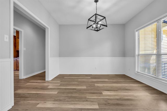 1075 Harrisburg Road, Brenham, TX 77833