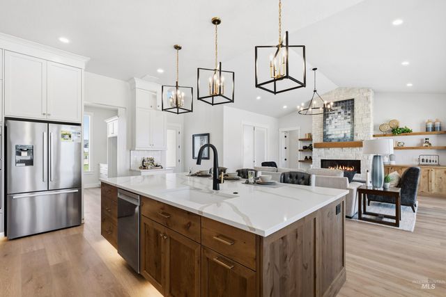 24897 Ardmore Ct, Caldwell, ID 83607