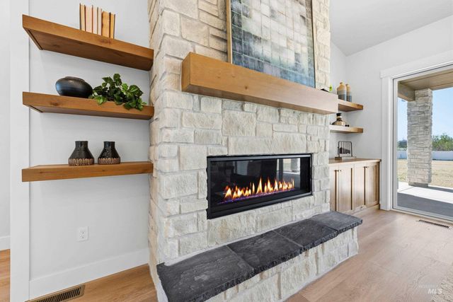 24897 Ardmore Ct, Caldwell, ID 83607