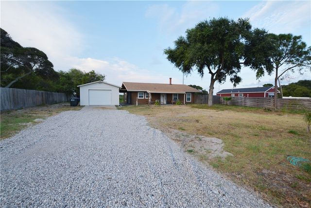 322 Lakeside Dr, Corpus Christi, TX 78418