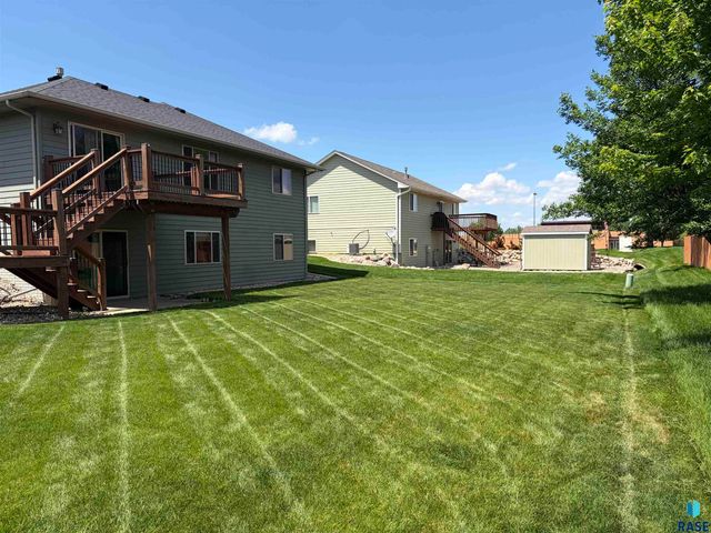 7504 S Aftyn Ave Avenue, Sioux Falls, SD 57108