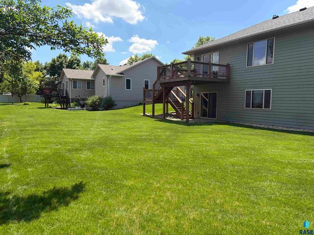 7504 S Aftyn Ave Avenue, Sioux Falls, SD 57108