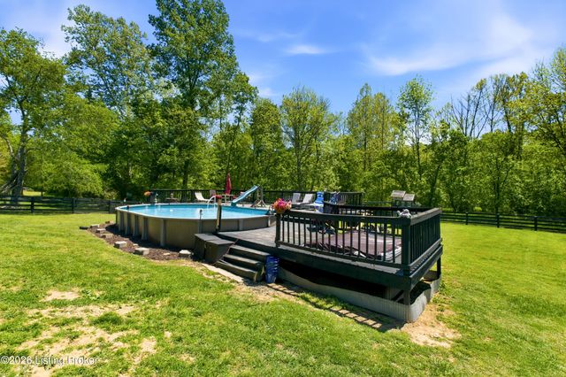 2010 Clearview Dr, La Grange, KY 40031
