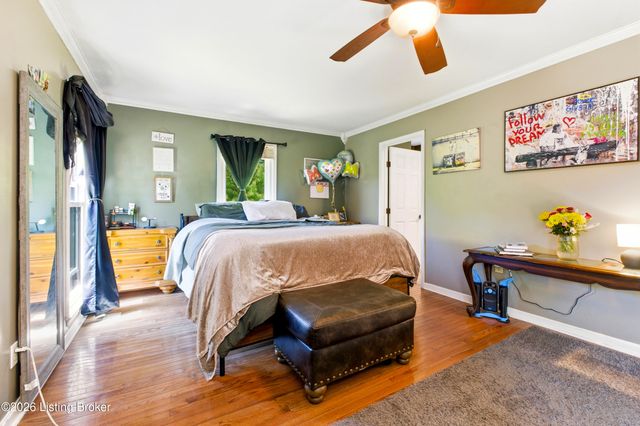 2010 Clearview Dr, La Grange, KY 40031