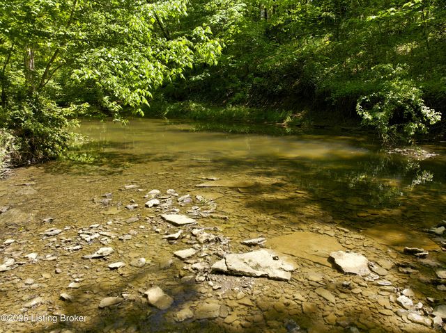 2010 Clearview Dr, La Grange, KY 40031