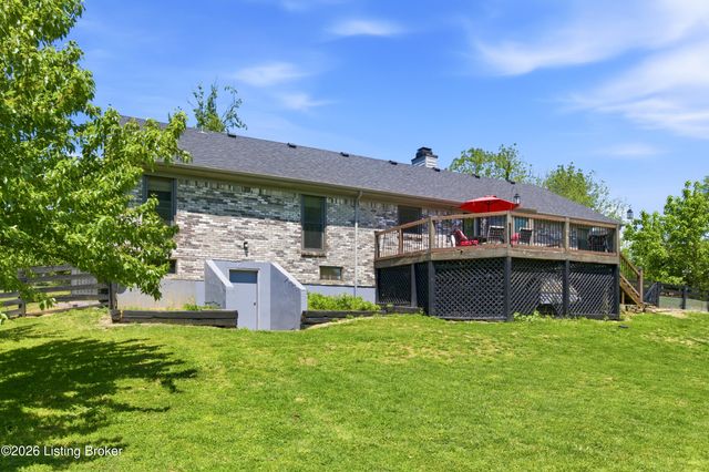 2010 Clearview Dr, La Grange, KY 40031