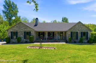 2010 Clearview Dr, La Grange, KY 40031