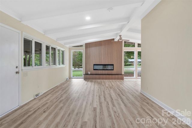 233 Dogwood Drive, Mount Holly, NC 28120