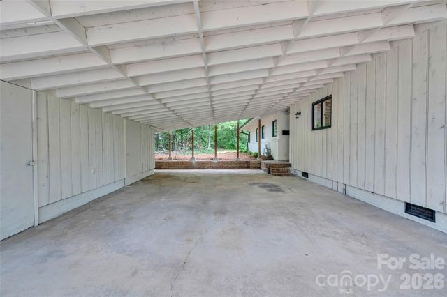233 Dogwood Drive, Mount Holly, NC 28120