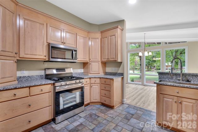 233 Dogwood Drive, Mount Holly, NC 28120