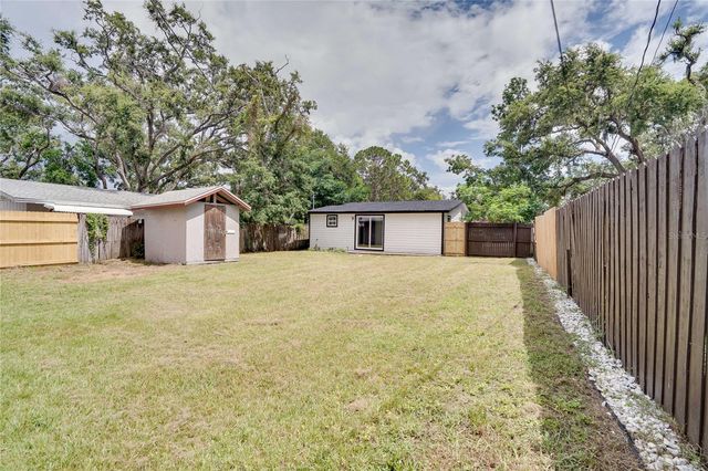 516 5TH AVENUE NE, Largo, FL 33770