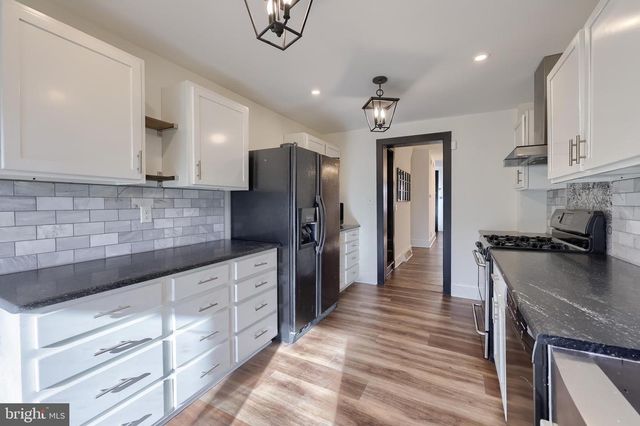 522 E ORANGE ST, Lancaster, PA 17602