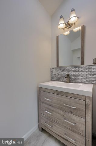 522 E ORANGE ST, Lancaster, PA 17602