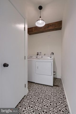 522 E ORANGE ST, Lancaster, PA 17602