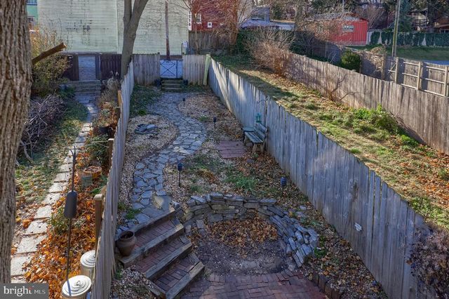 522 E ORANGE ST, Lancaster, PA 17602